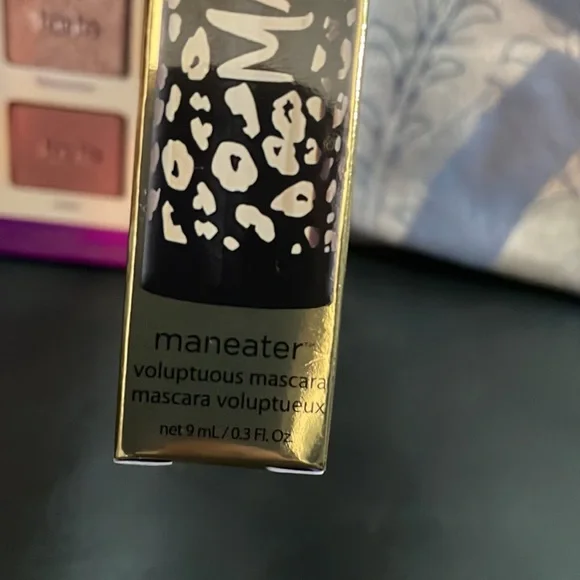 tarte in bloom Palette & Maneater Mascara